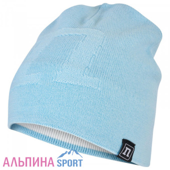 knit-hat-light-blue